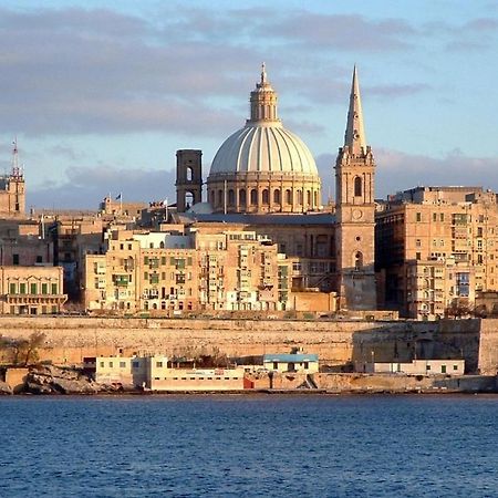 Superlative Apartment With Valletta And Harbour Views Слима Экстерьер фото
