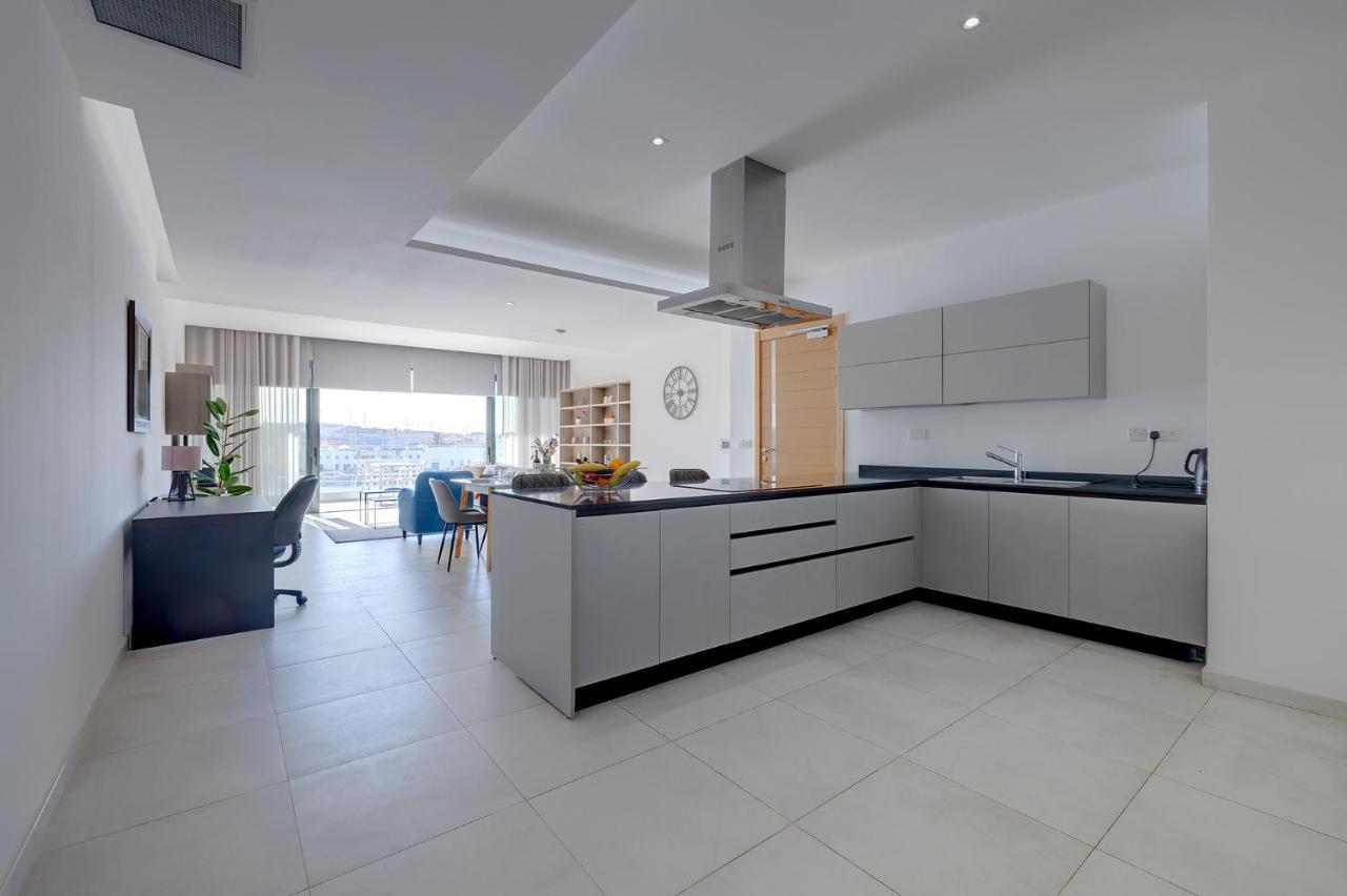 Superlative Apartment With Valletta And Harbour Views Слима Экстерьер фото