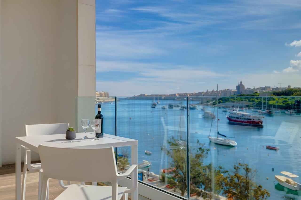 Superlative Apartment With Valletta And Harbour Views Слима Экстерьер фото