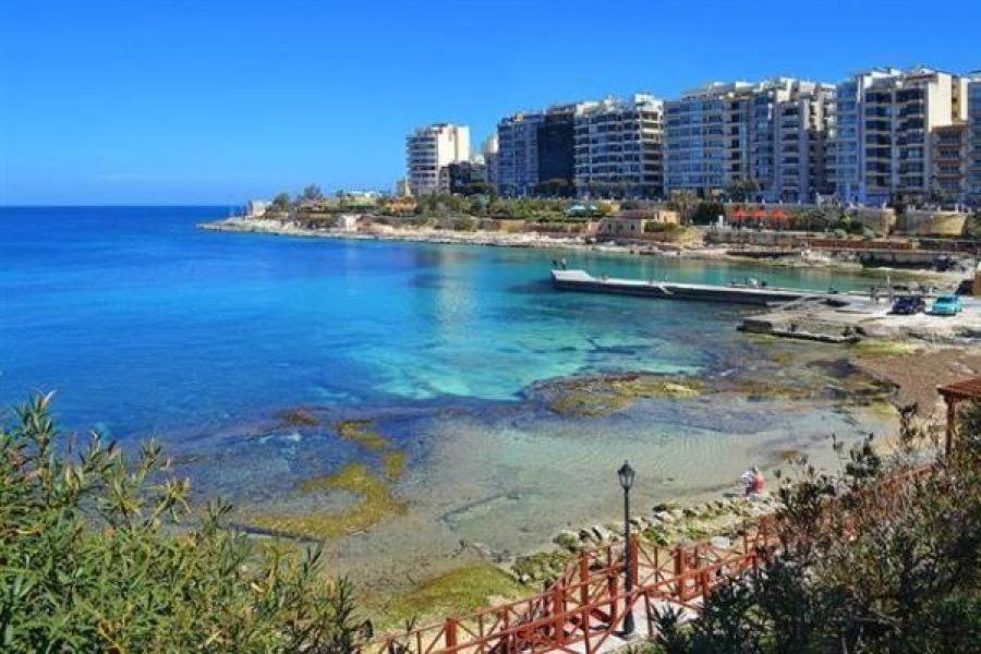 Superlative Apartment With Valletta And Harbour Views Слима Экстерьер фото
