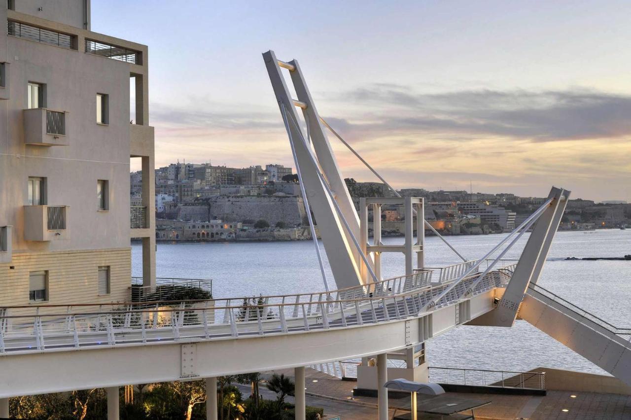 Superlative Apartment With Valletta And Harbour Views Слима Экстерьер фото