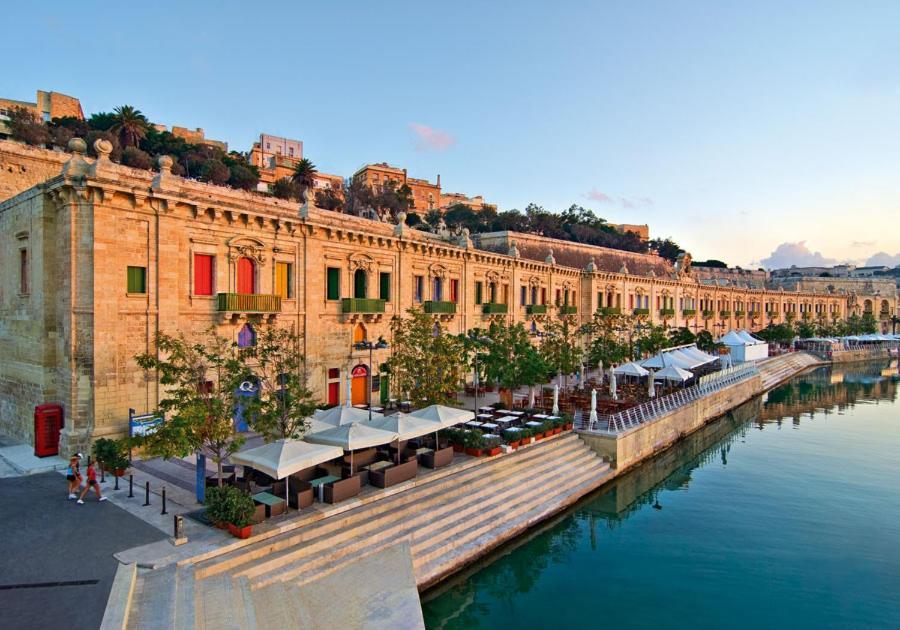 Superlative Apartment With Valletta And Harbour Views Слима Экстерьер фото